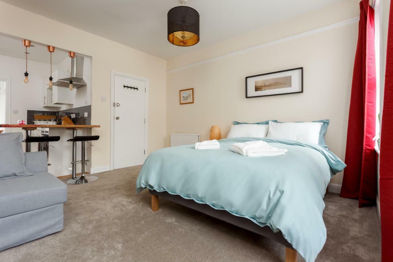 Stylish Town Centre Apartment Close To Beach And Shops Bournemouth Exterior foto
